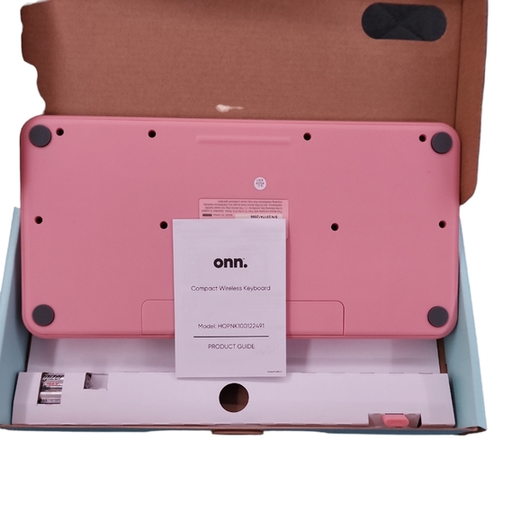 Pink Onn. Compact Wireless Keyboard - Picture 8 of 8